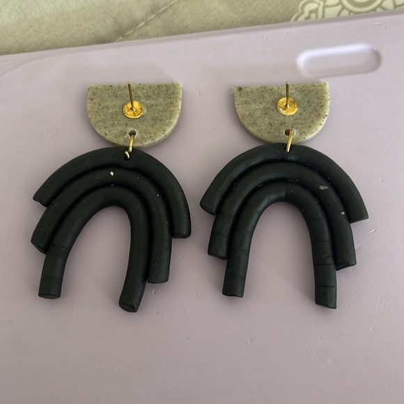 Black Clay Handmade Earrings - Picture 2 of 2